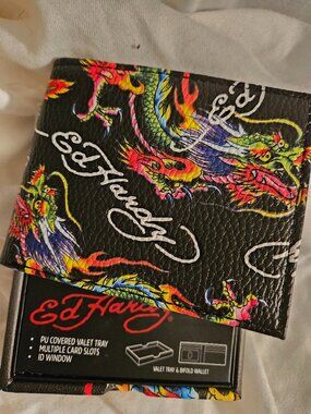 NEW in box Ed Hardy Men's Dragon Billfold Wallet New